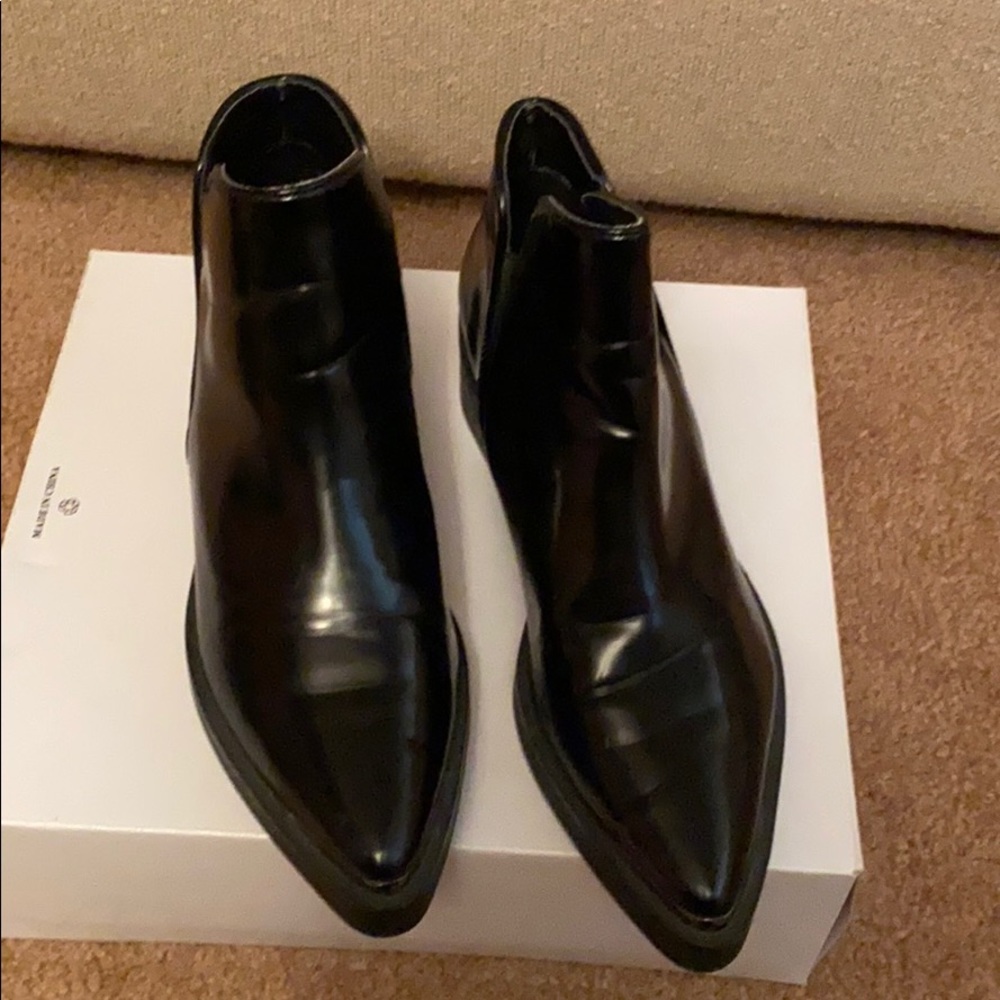 Zara ankle booties